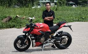 bán ducati v4
