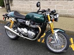 bảng giá xe moto triumph