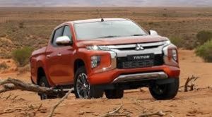 các dòng xe bán tải mitsubishi..
