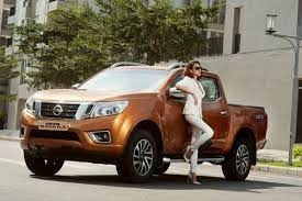 các dòng xe bán tải nissan..