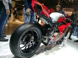 đuôi xe ducati