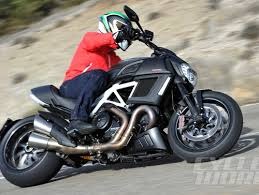 giá xe ducati diavel carbon
