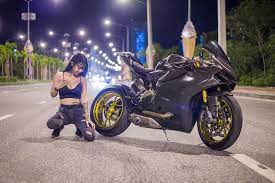 giá xe ducati nữ