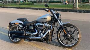 giá xe harley davidson breakout