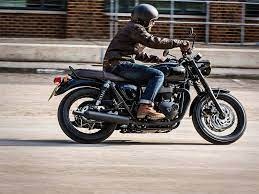 giá xe triumph tại việt nam