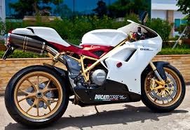 hãng xe ducati
