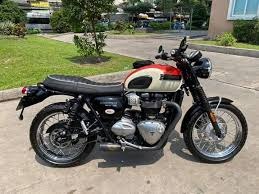 mua bán xe triumph cũ