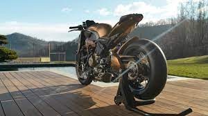 mua xe ducati panigale v4