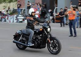 giá xe harley davidson 750