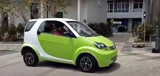 xe ô tô điện nhỏ.