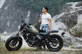 xe phân khối lớn honda rebel..