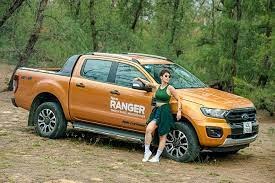 có nên mua xe bán tải cho gia đình..