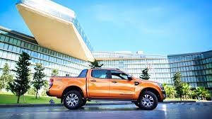 có nên mua xe bán tải đi trong thành phố..