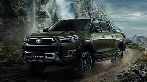 xe bán tải hilux 2021