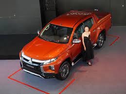 xe bán tải mới..