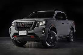 xe bán tải nissan navara 2021..